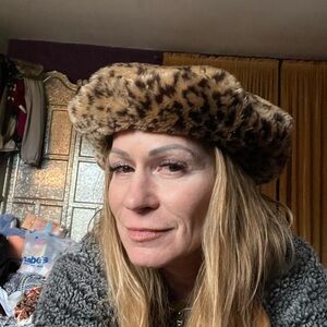 Leopard Print Faux Fur Beret